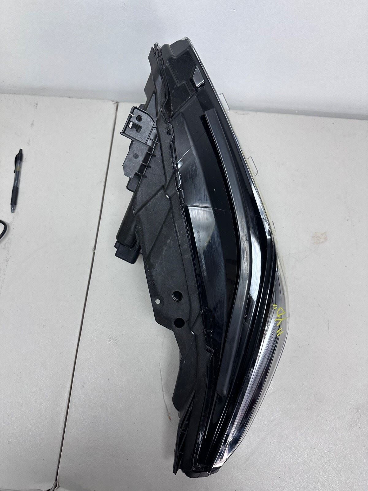 OEM | LED Headlight Assembly Passenger Side fits 20-22 CADILLAC CT5 84861521