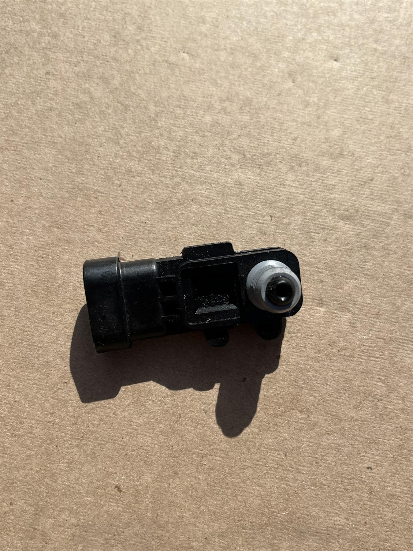 GM OEM Fuel Tank Pressure Sensor 16238399 Genuine Direct Fit