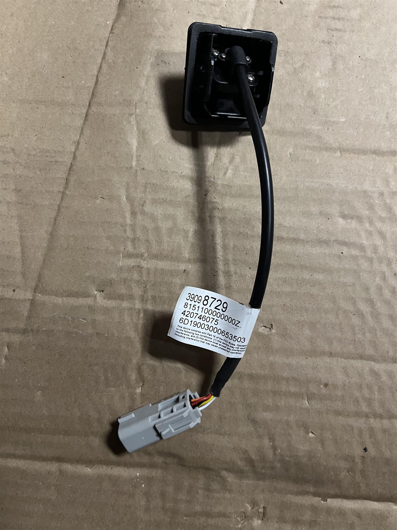 Genuine GM 39038729 Rear View Backup Camera