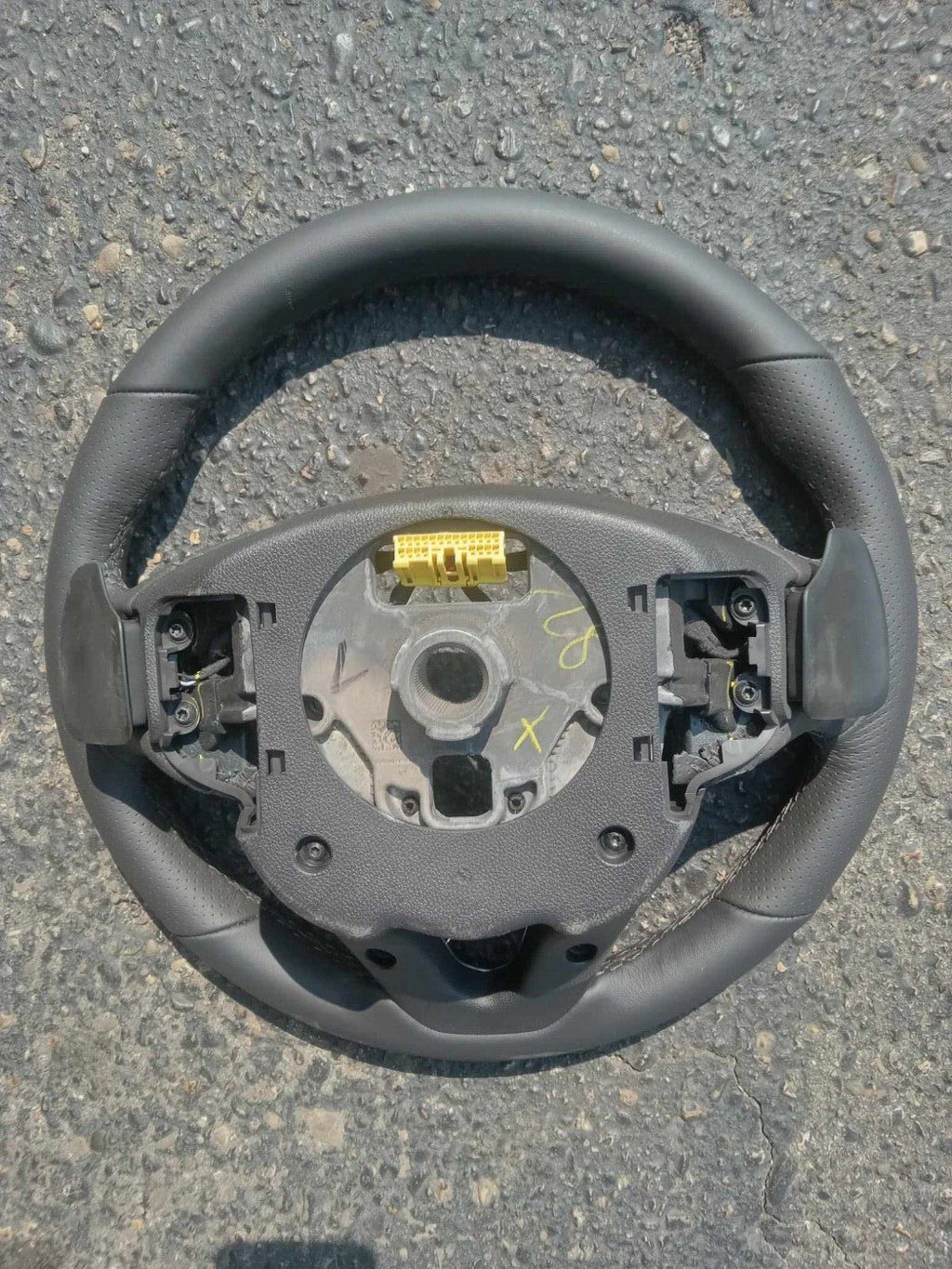 OEM 2020-2022 CADILLAC CT4 CT5 STEERING WHEEL W/HEAT COLLISION WARNING 84756005