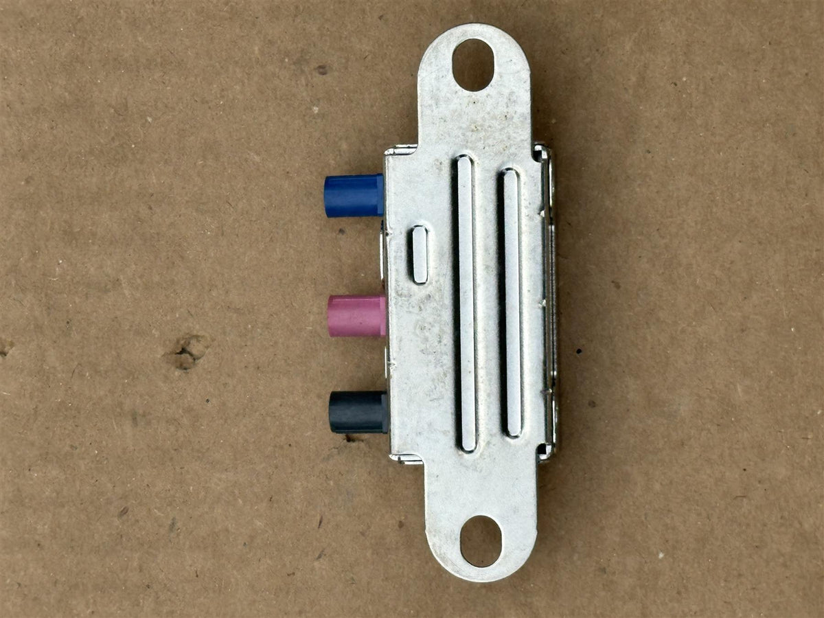 Genuine GM 20960972 Mobile Phone Control Module Connector OEM