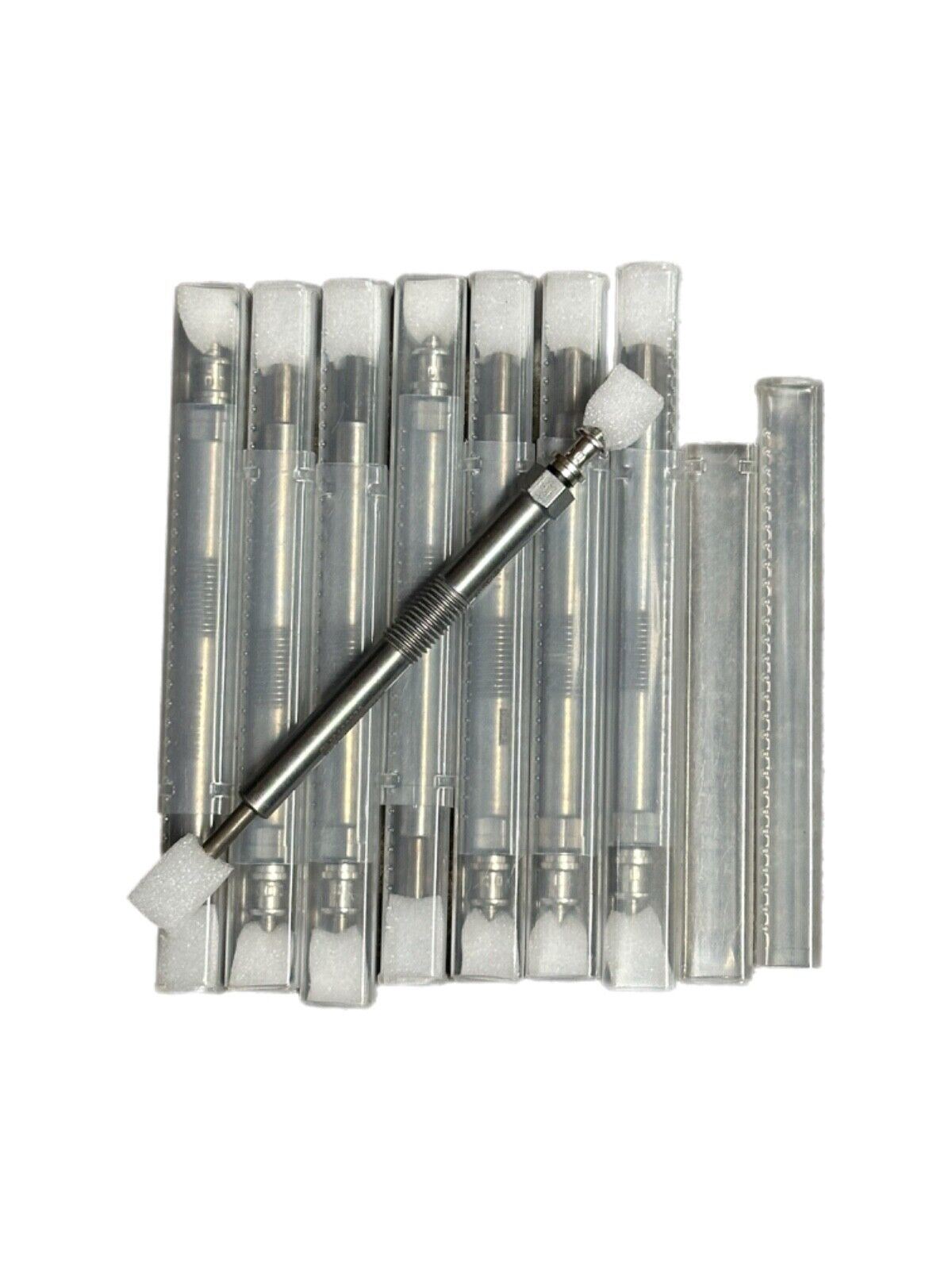 New OEM Glow Plug 12690238 Fits 2017 - 2022 6.6L Chevy GMC