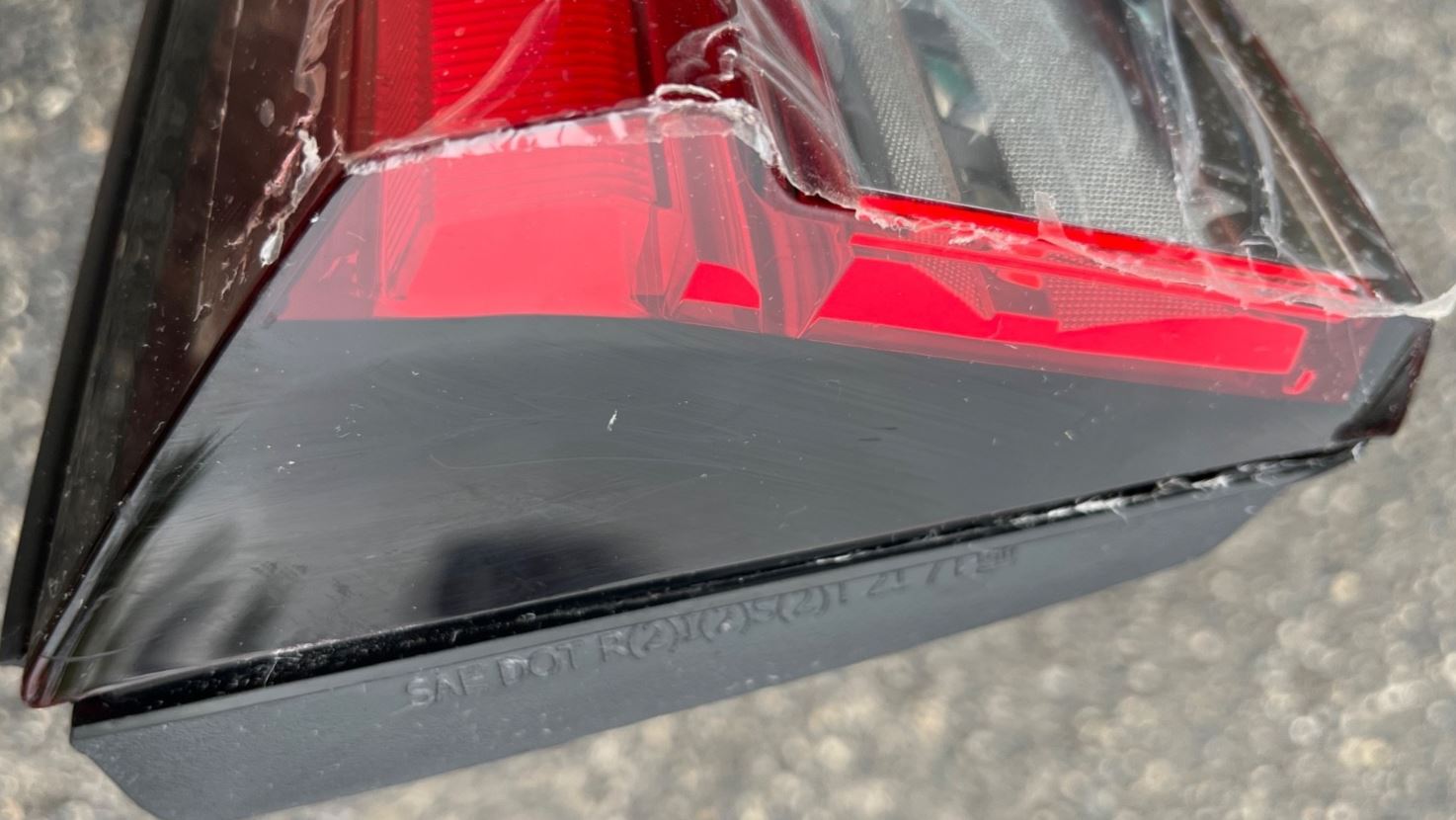 Genuine OEM | LED Taillight Left Driver Side for 2022-20224 GMC Terrain