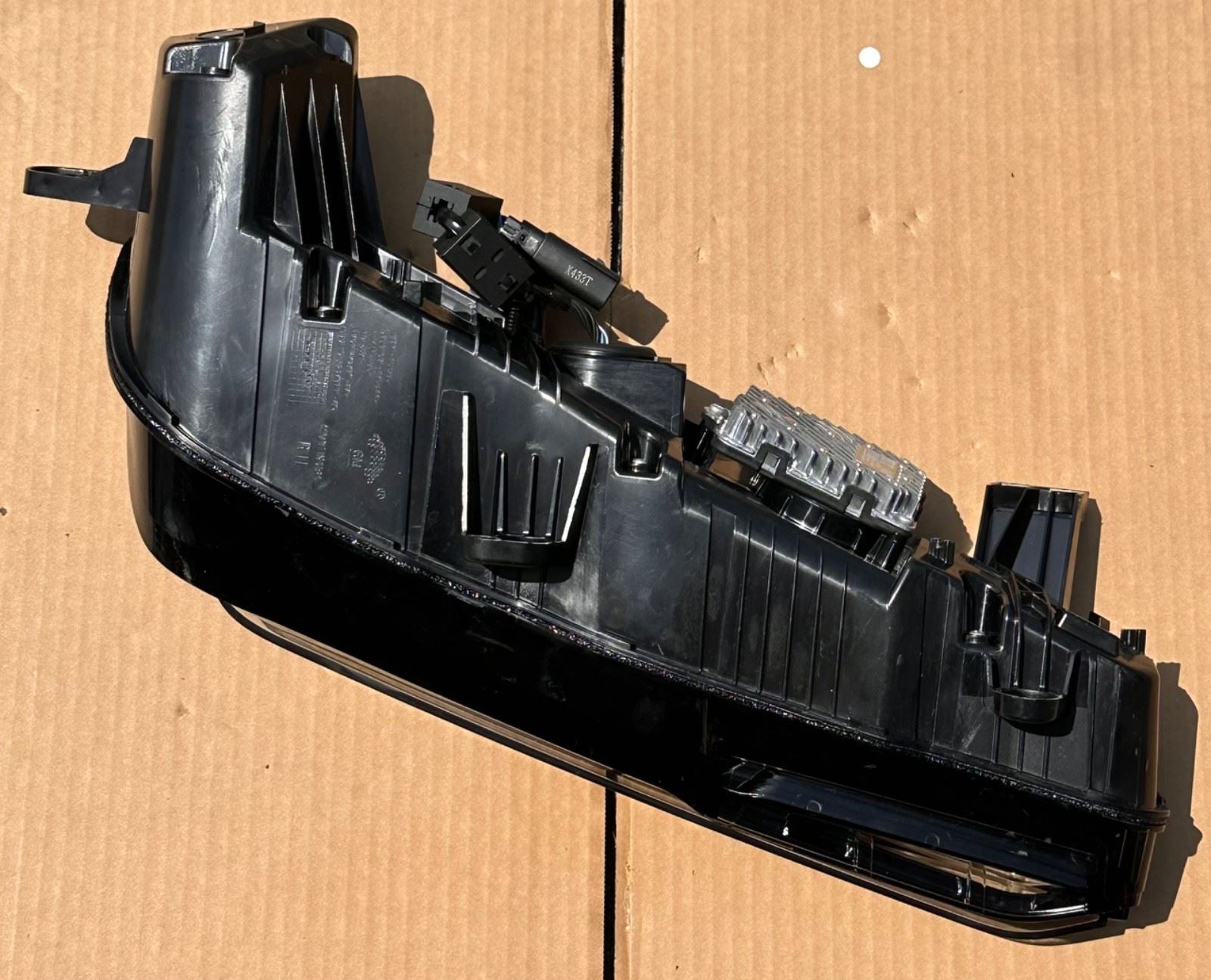 OEM | Turn Signal Assembly Rear Passenger fits 2023-24 Cadillac Lyriq 86574329