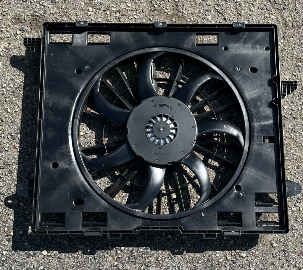 OEM GM Engine Radiator Cooling Fan Assembly 26461613 Traverse Acadia 2.5L L4