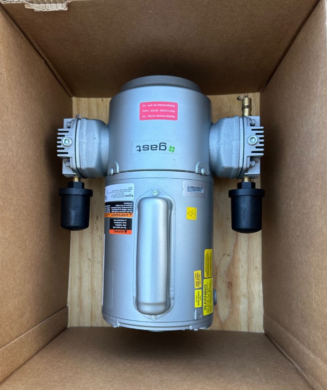 Gast Piston Air Compressor 3/4 HP 115/230V - Model 5HCD-43-M550NGX