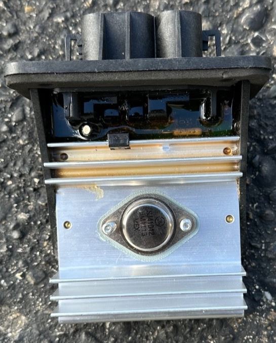 OEM | Blower Motor Control Module Fits 1991-1997 GM Sedans 12368388