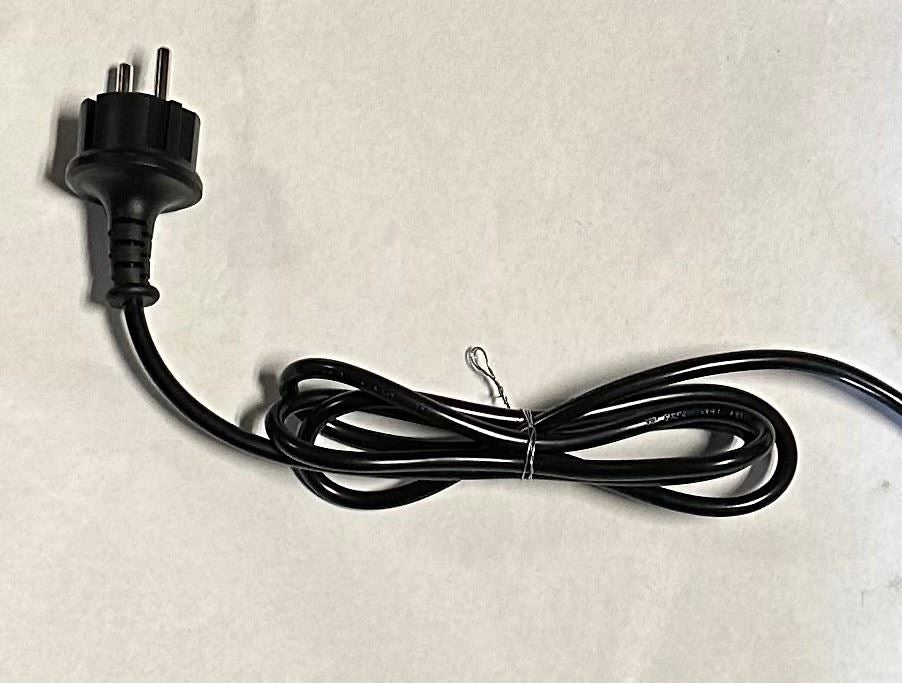 GM Trickle Charger Fits 2024-2026 Corvette European Plug