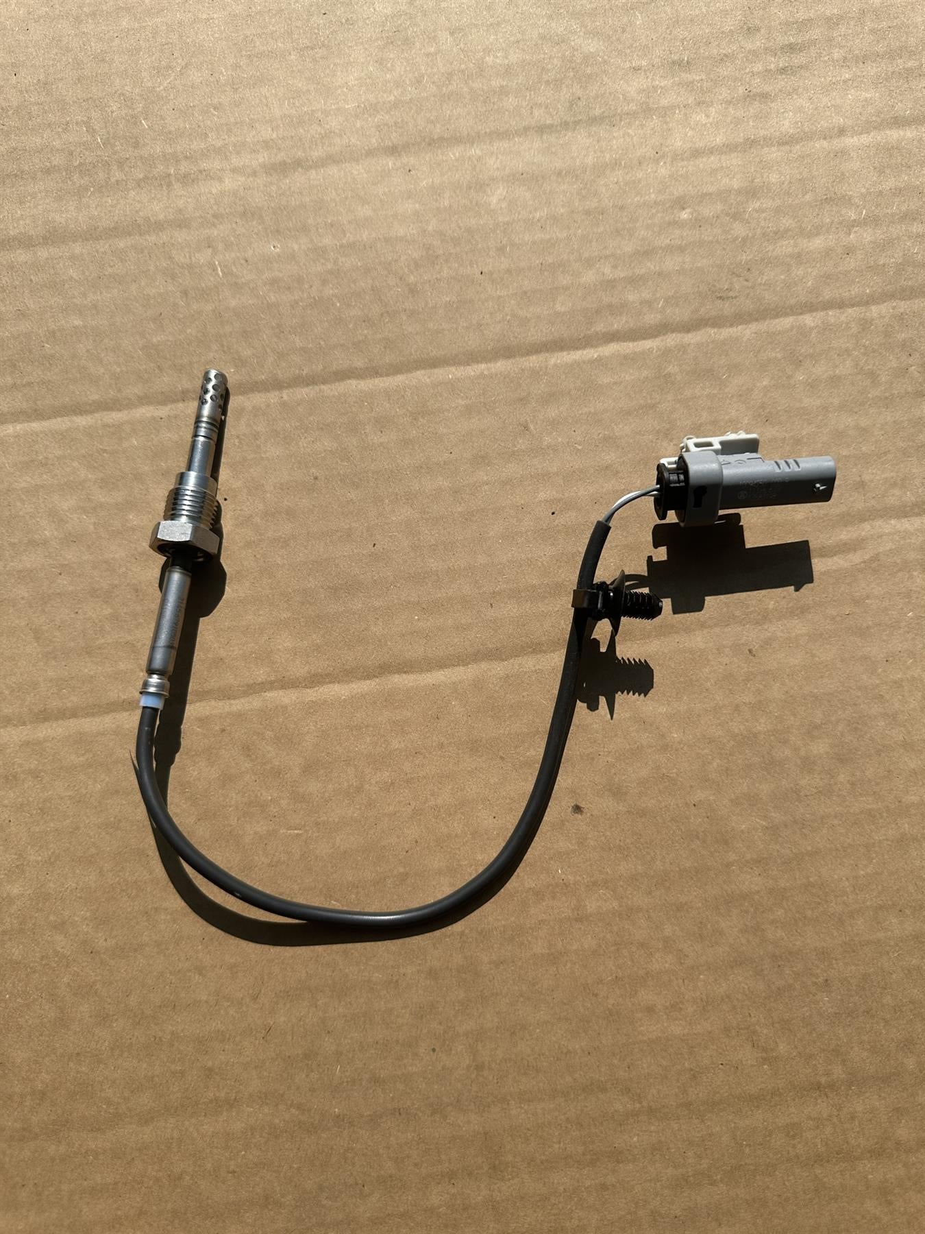 Genuine GM 55495856 Position 2 Exhaust Temperature Sensor