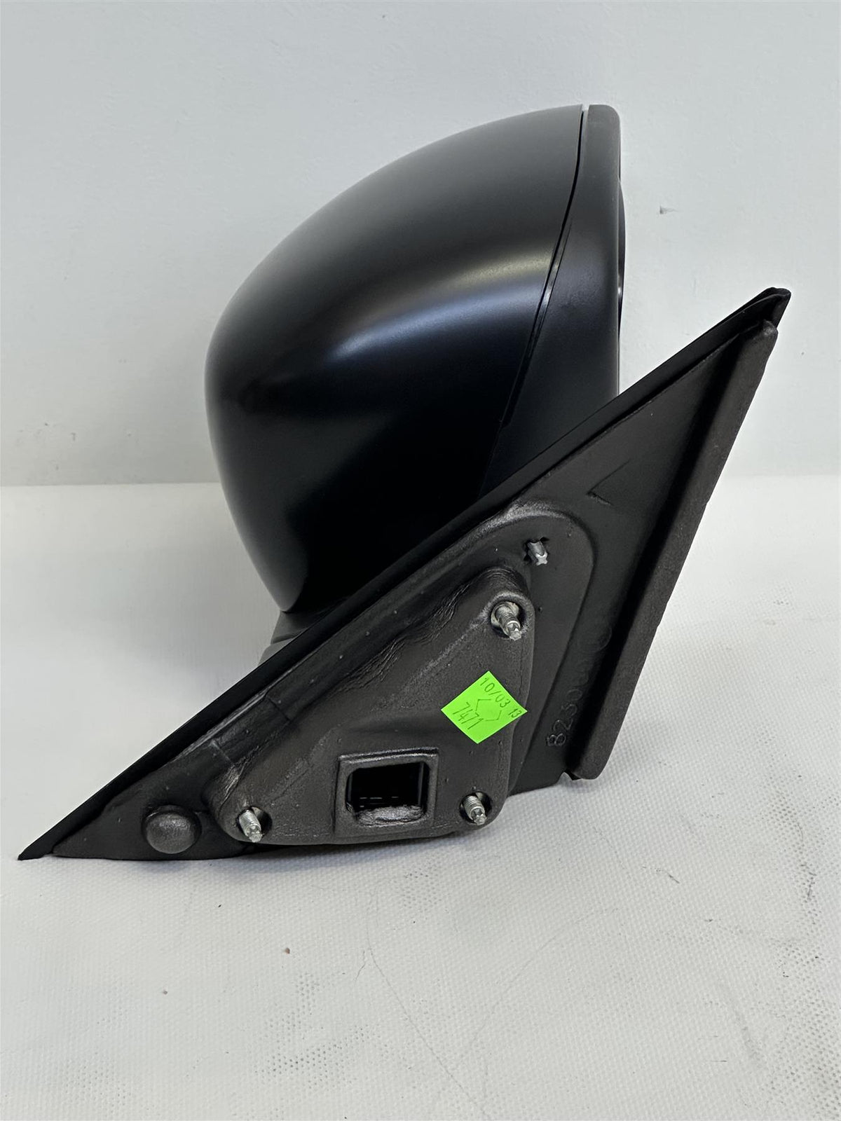 Mopar 1FW28TZZAB Door Mirror for Chrysler 300 2008-2011