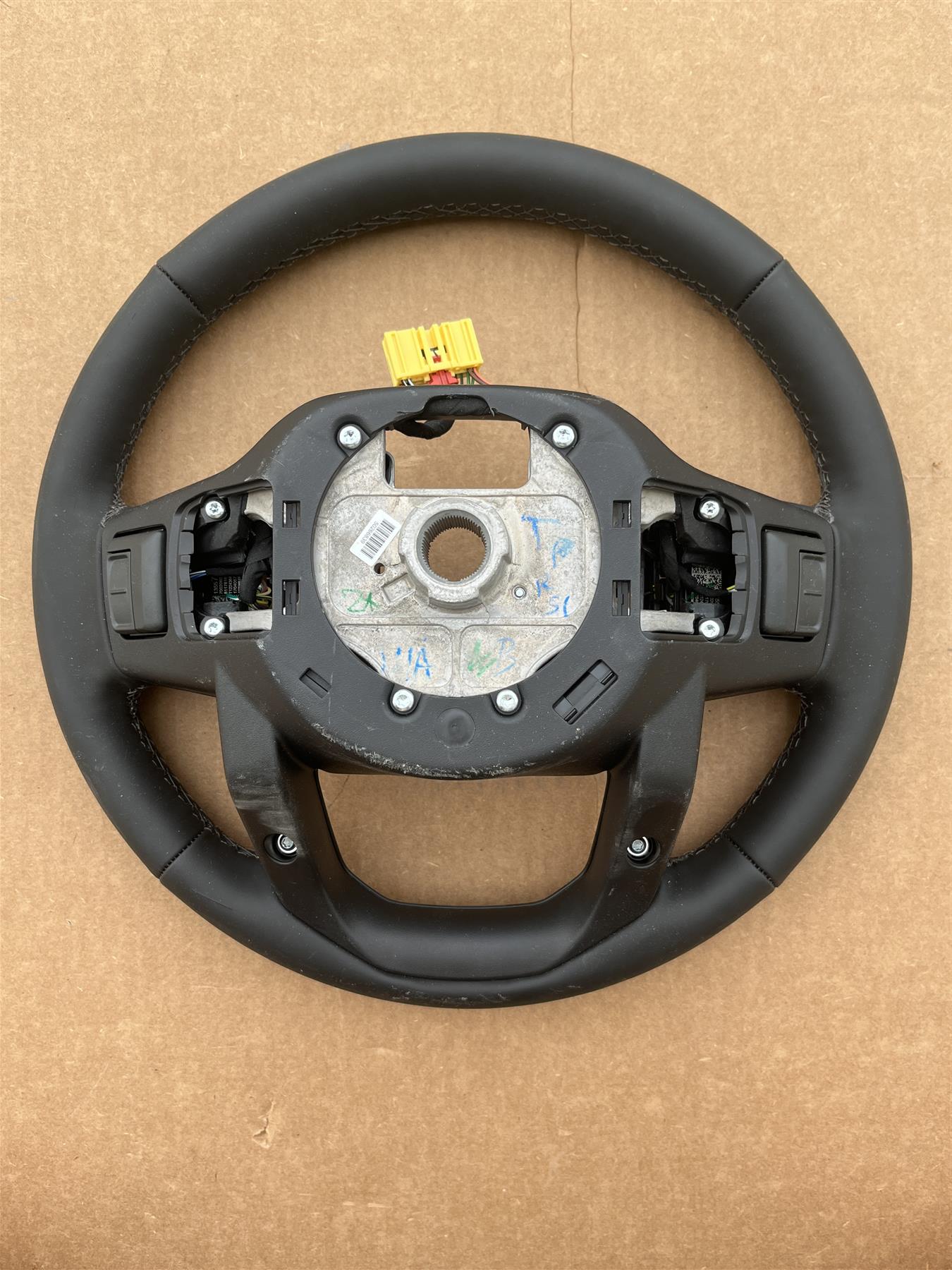 GM 85733550 Jet Black Steering Wheel for 2023 Chevrolet Colorado