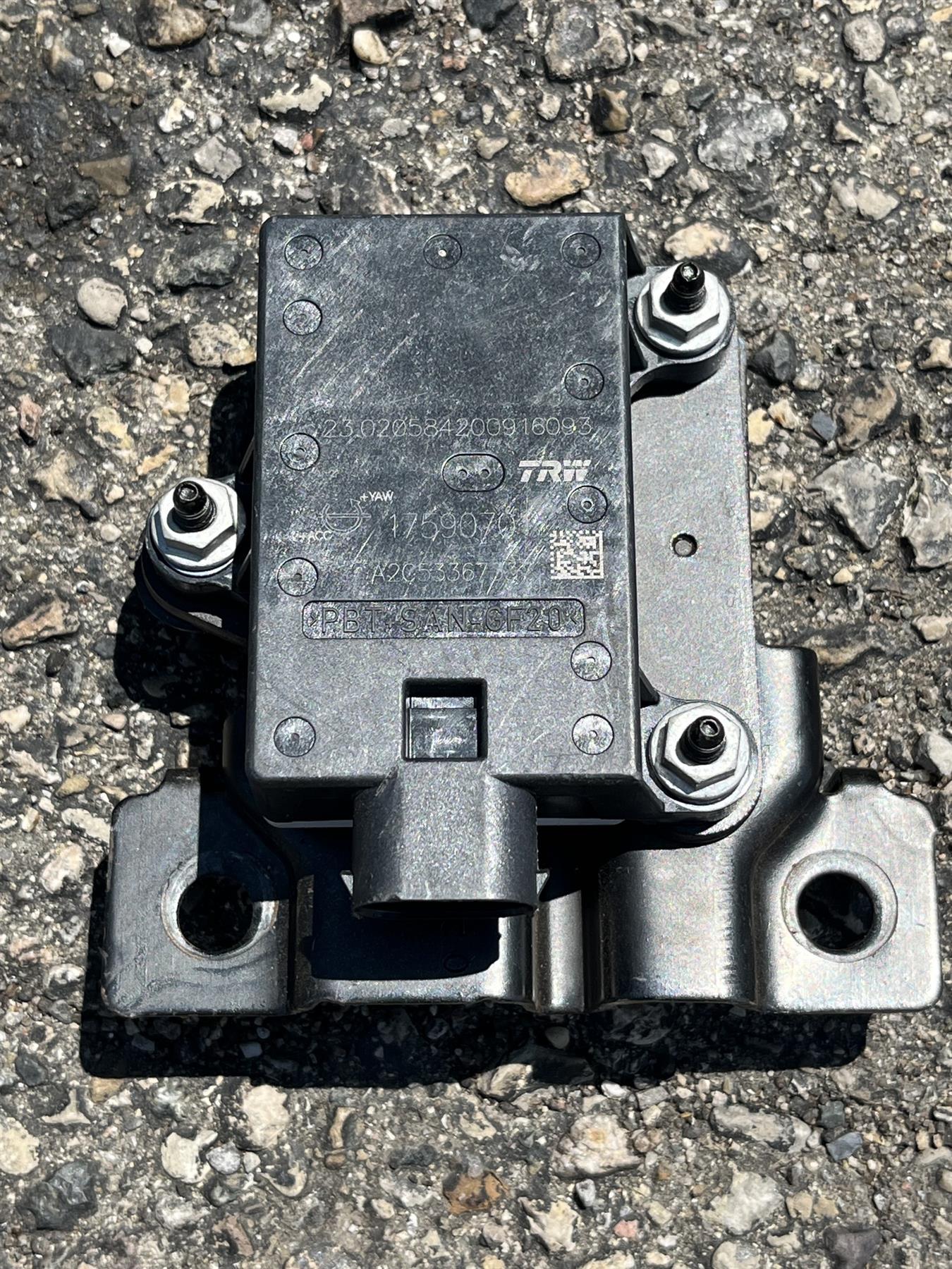 GM OEM 17590701 Yaw Rate Sensor Chevy Impala New Other