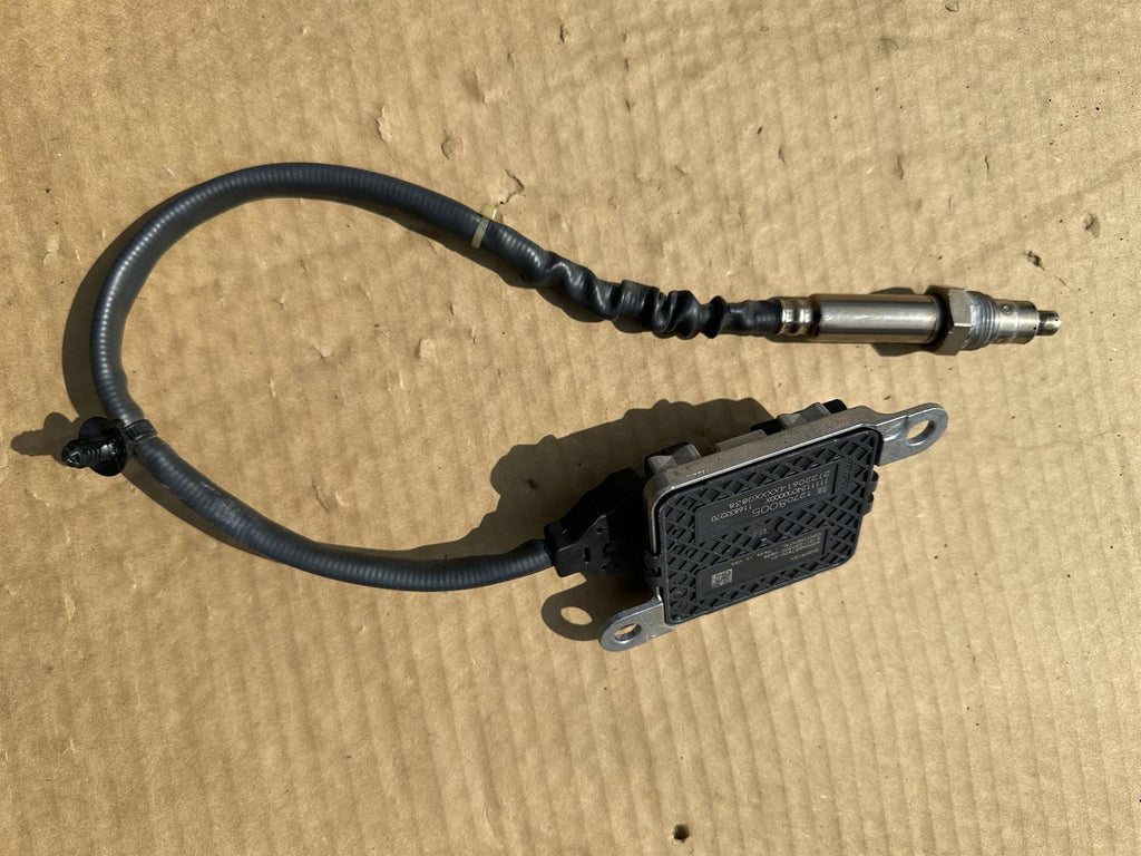 GM OEM 12708005 Upper NOx Sensor 6.6L Duramax Diesel New Other