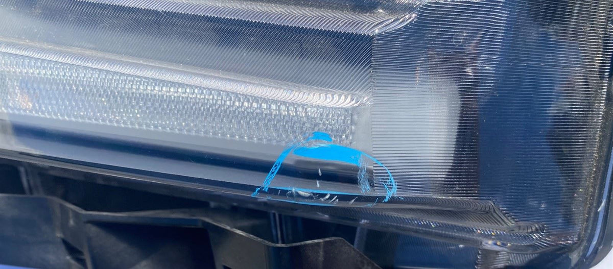 OEM GM Headlight Assembly 85606132 Front Right RH Grade B Small Scratches