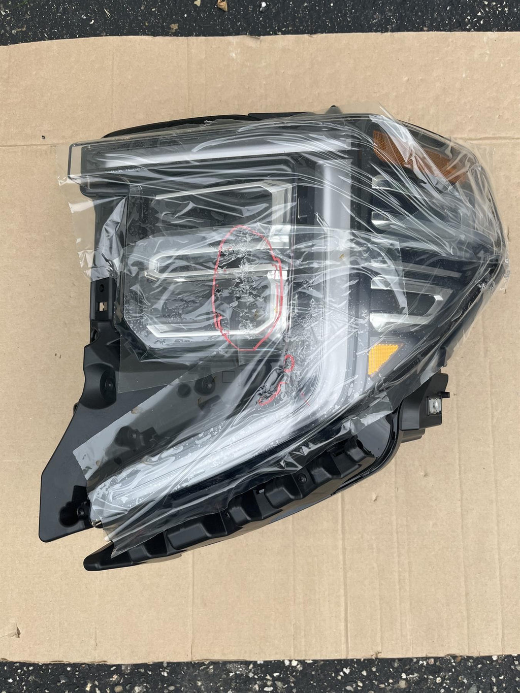 OEM GM 85806488 LH Headlight Assembly Sierra 1500 LED Driver Side