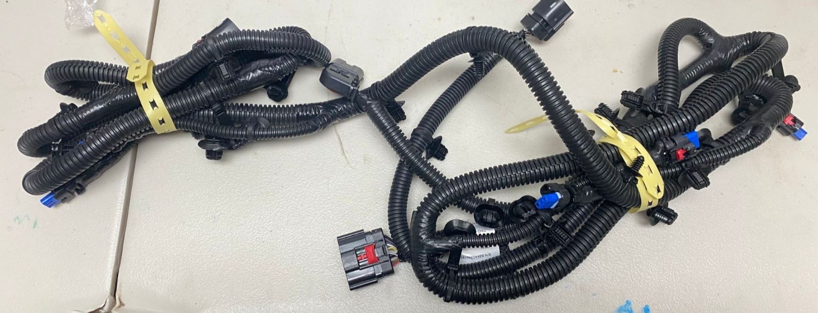 OEM | Wire harness object alarm sensing fits 2022-2024 Sierra GM 85560811