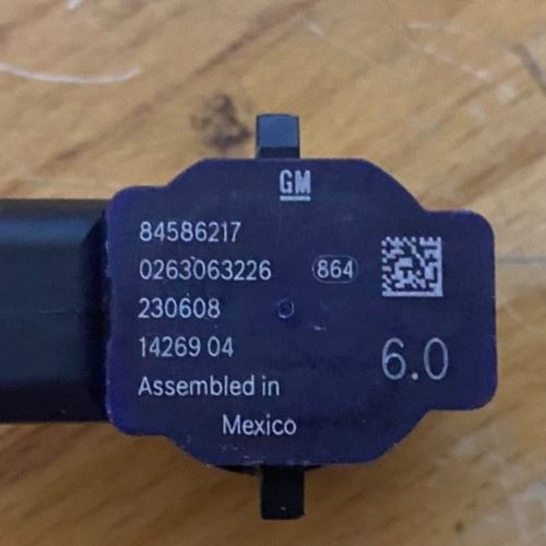OEM | Park Assist Alarm Sensor Fits 2020-2025 GM 84586217