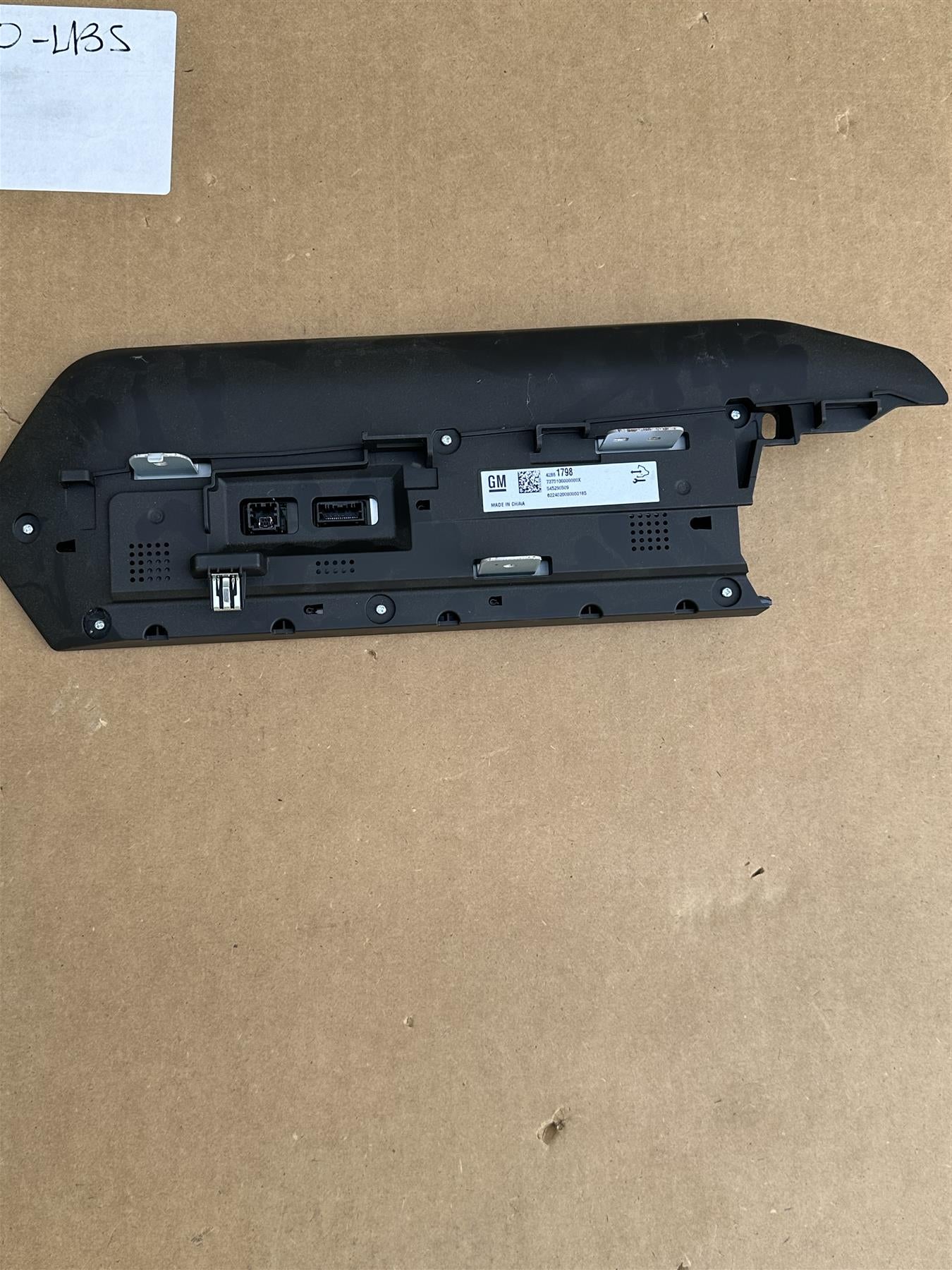 Genuine GM 42861798 8-Inch Radio Display Screen 2024-2026 Chevy Trax
