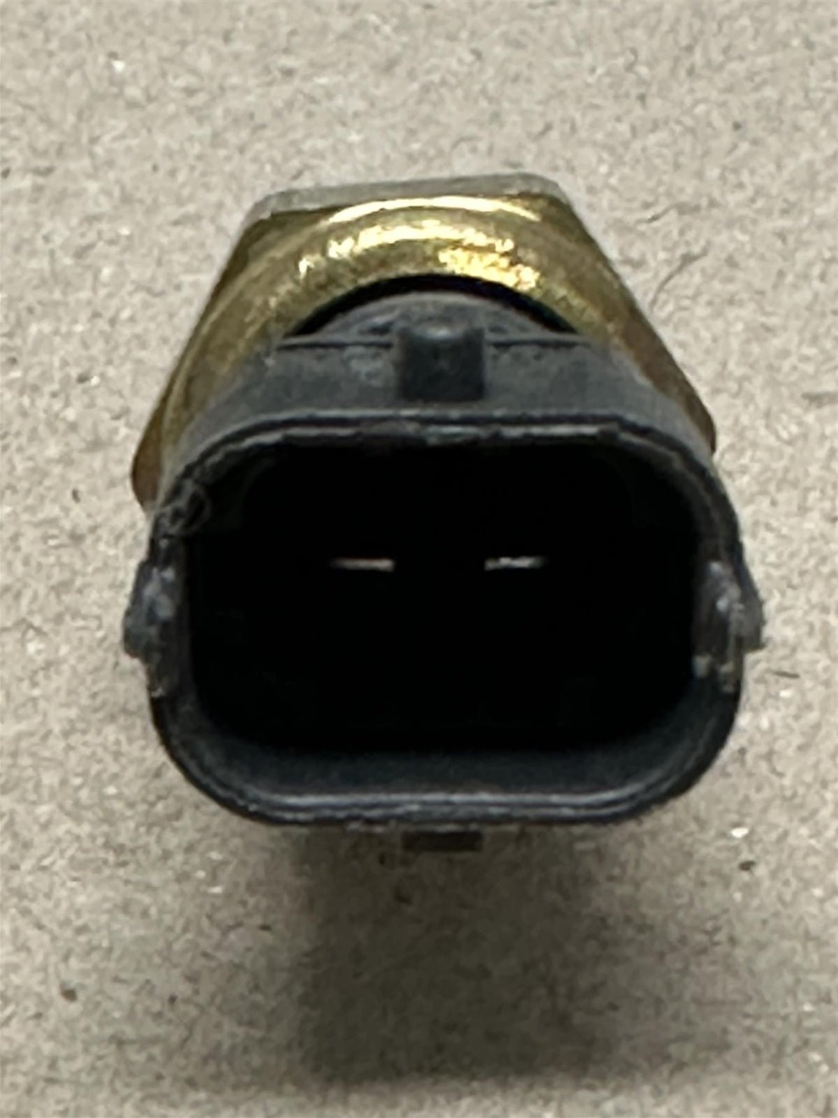 OEM GM Temperature Sensor 15393755 Genuine Factory Thermal Sending Unit Part