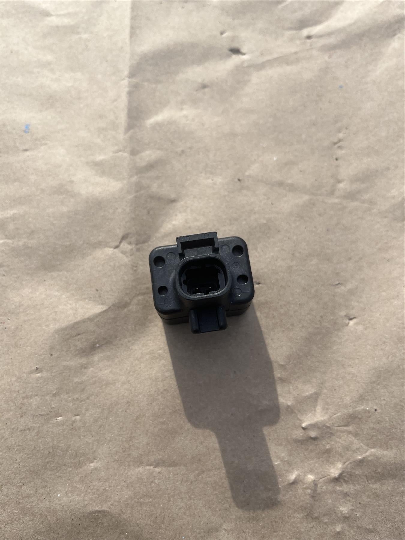 Genuine GM 85597995 Exterior Component Bracket