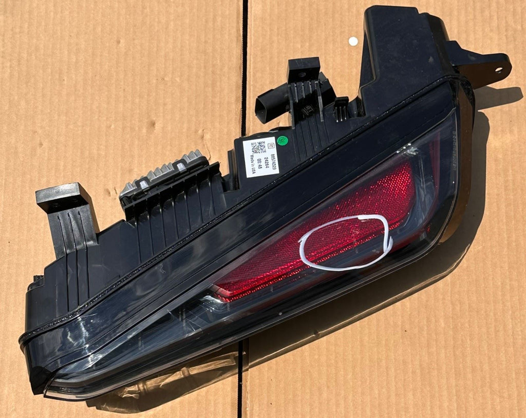 OEM | Turn Signal Assembly Rear Passenger fits 2023-24 Cadillac Lyriq 86574329
