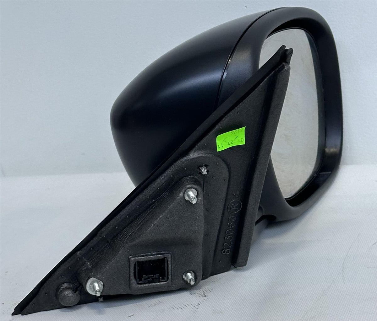Mopar 1FW40TZZAB Door Mirror for Chrysler 300 2005-2010