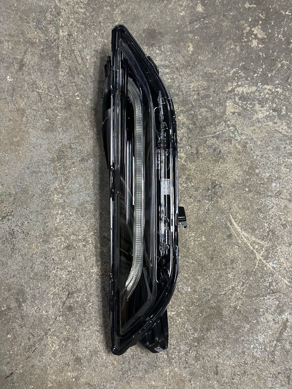 OEM | DRL Daylight Running Light fits 2019-22 Chevrolet Blazer 84856651