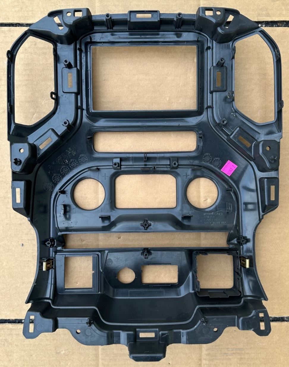 OEM | Radio Trim Bezel Fits 2019-2022 Silverado 1500, 2500, 3500 GM 85110500