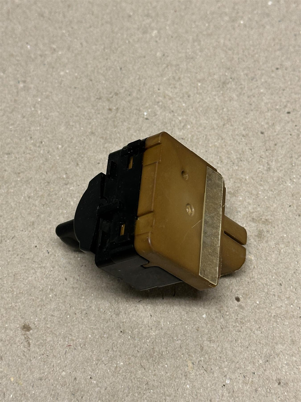 OEM GM Door Lock Switch 19245388 Genuine Front Passenger Side Control Button