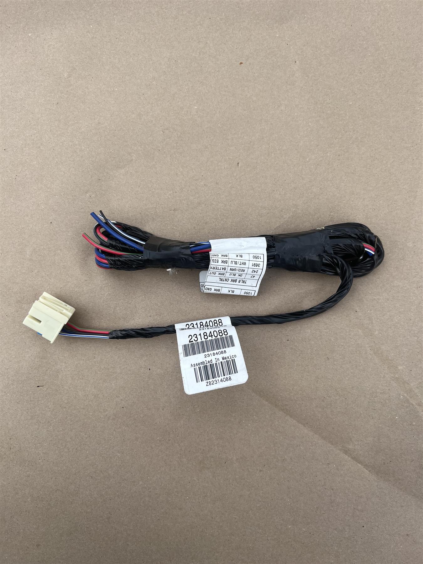 OEM GM Trailer Brake Control Wiring Harness Adapter 23184088 Silverado Sierra
