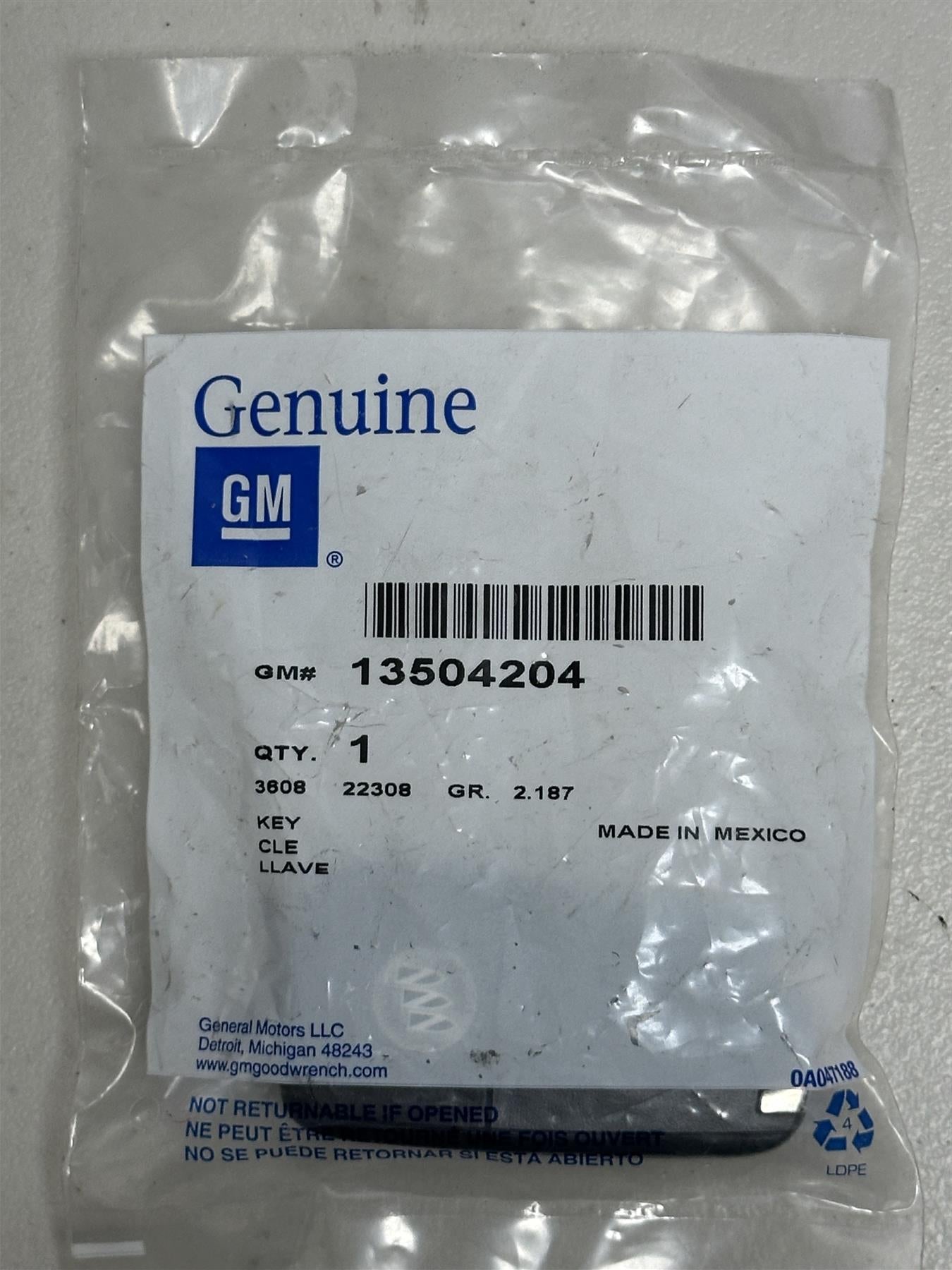 Genuine GM 13504204 Buick 5-Button Flip Key Fob Remote Start Uncut