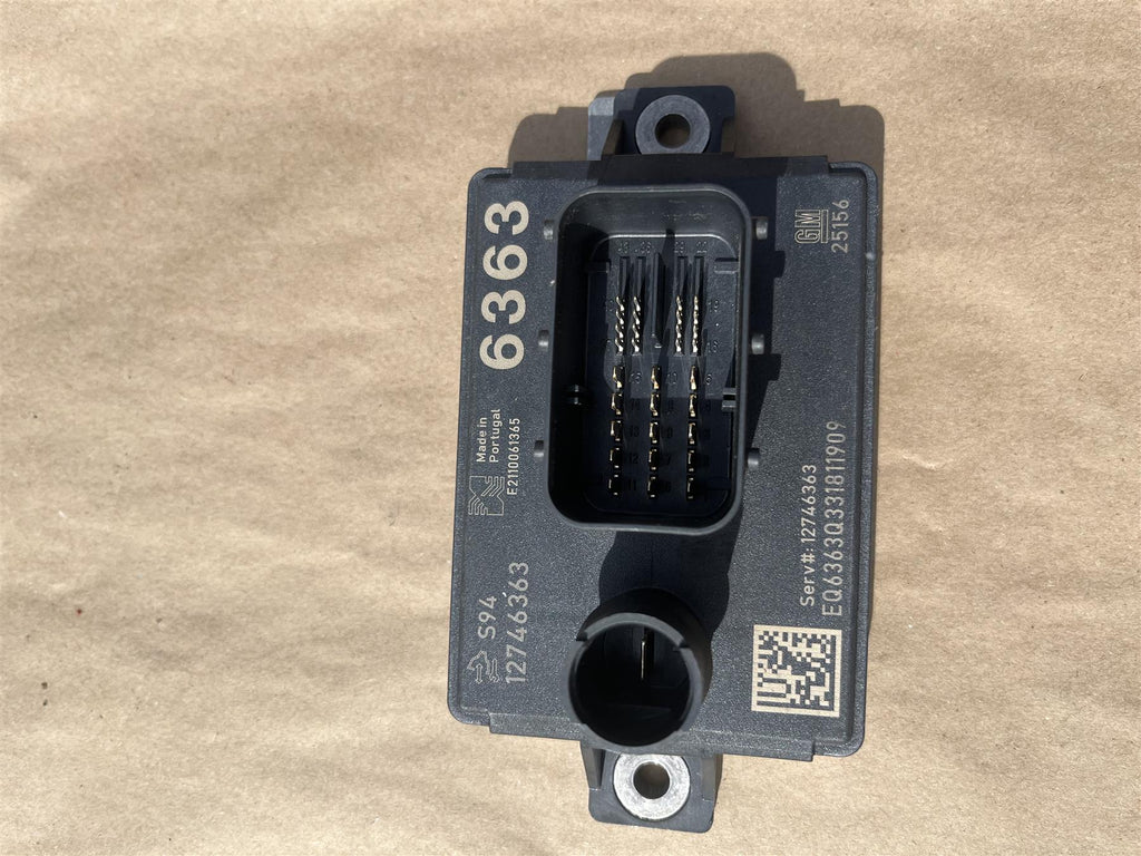 Genuine GM Glow Plug Control Module 12746363 6.6L Duramax Diesel OEM