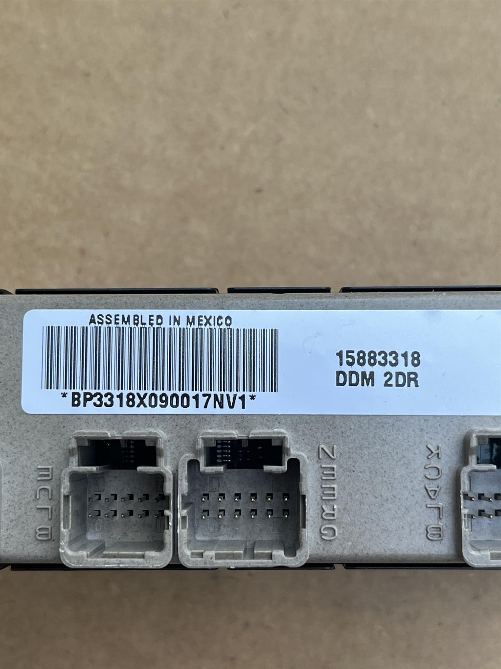 Genuine GM 15883318 Front Left Master Power Window Door Lock Switch