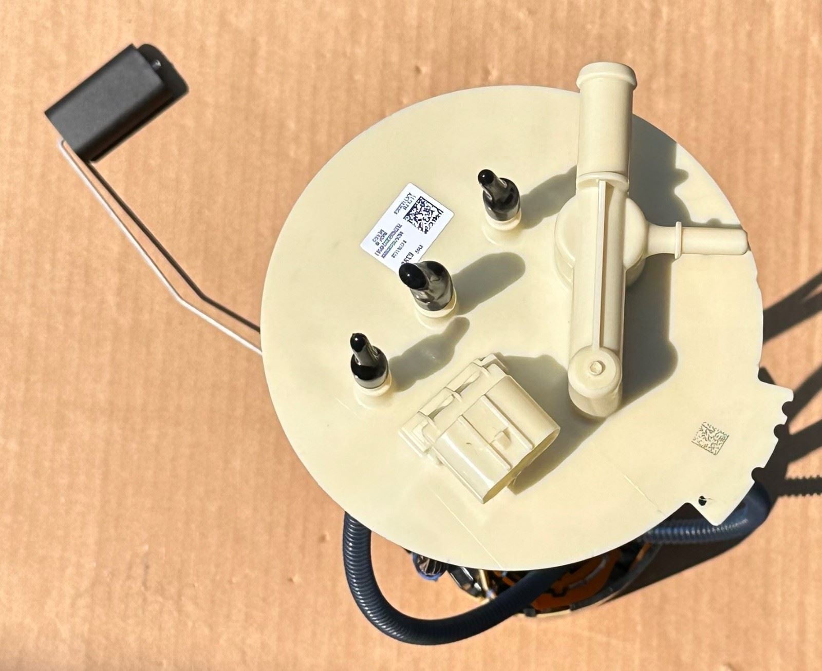 OEM | Fuel Pump Assembly fits 20 - 23 Silverado Sierra 6.6L 85556386