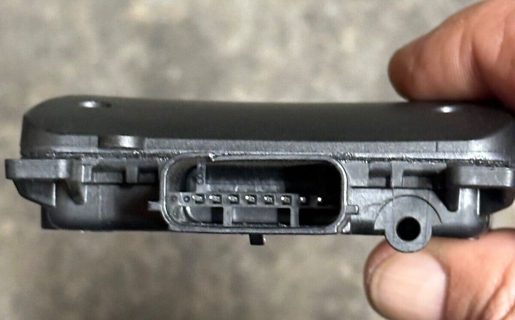 New OEM GM Blind Spot Detection System Warning Sensor 85645015