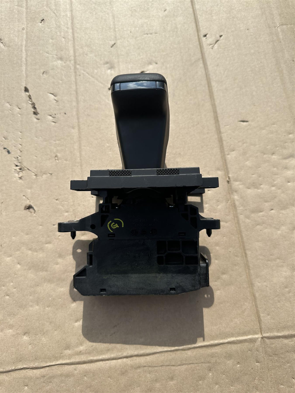 Genuine GM 87842758 Auto Transmission Shift Control OEM