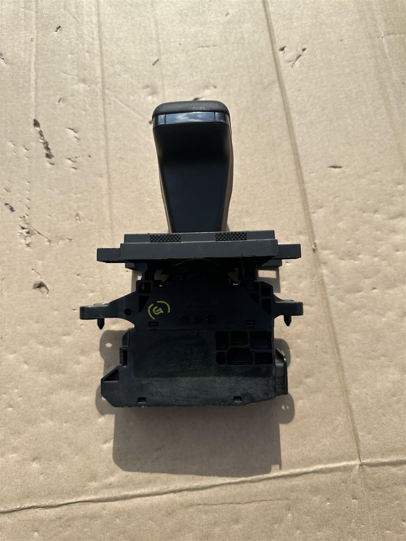 Genuine GM 87842758 Auto Transmission Shift Control OEM