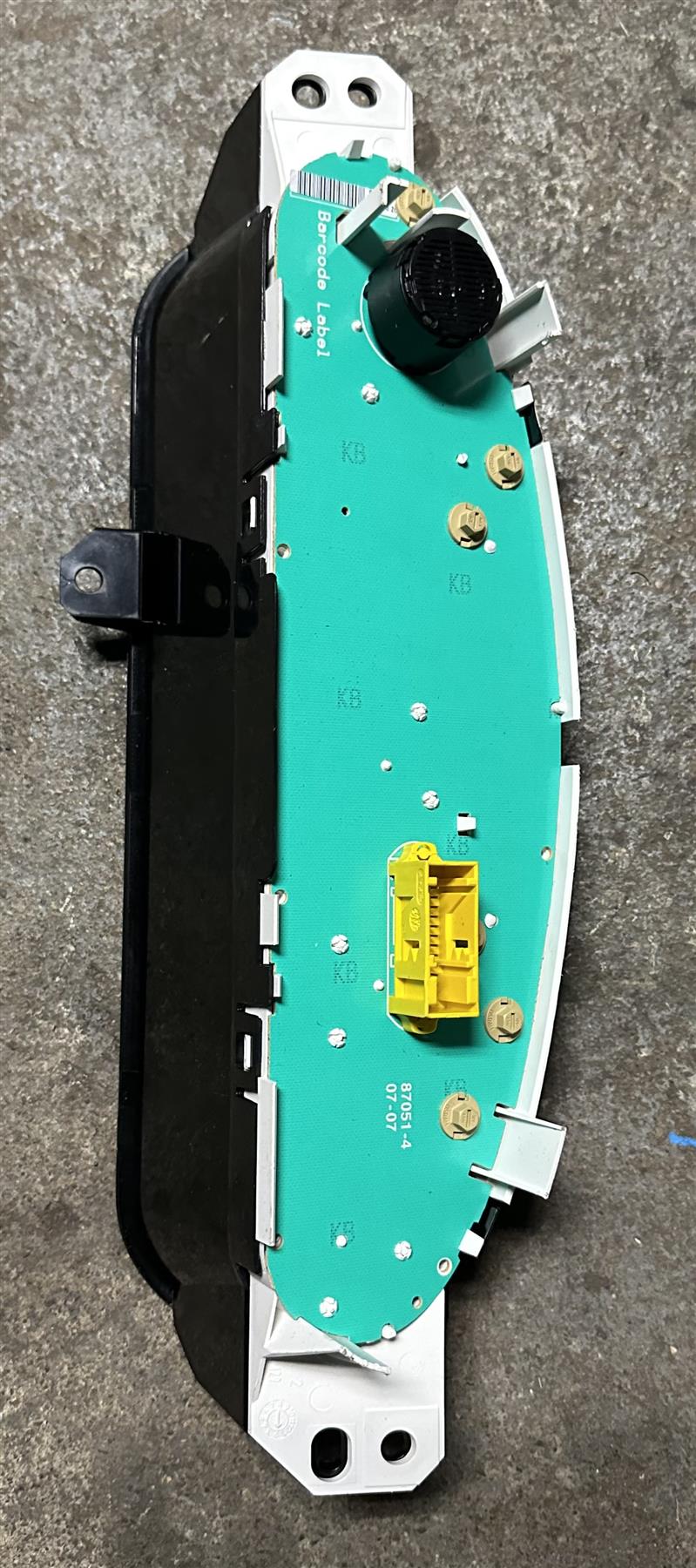 OEM | Speedometer Cluster Fits 05-07 Saturn Ion GM 10373955