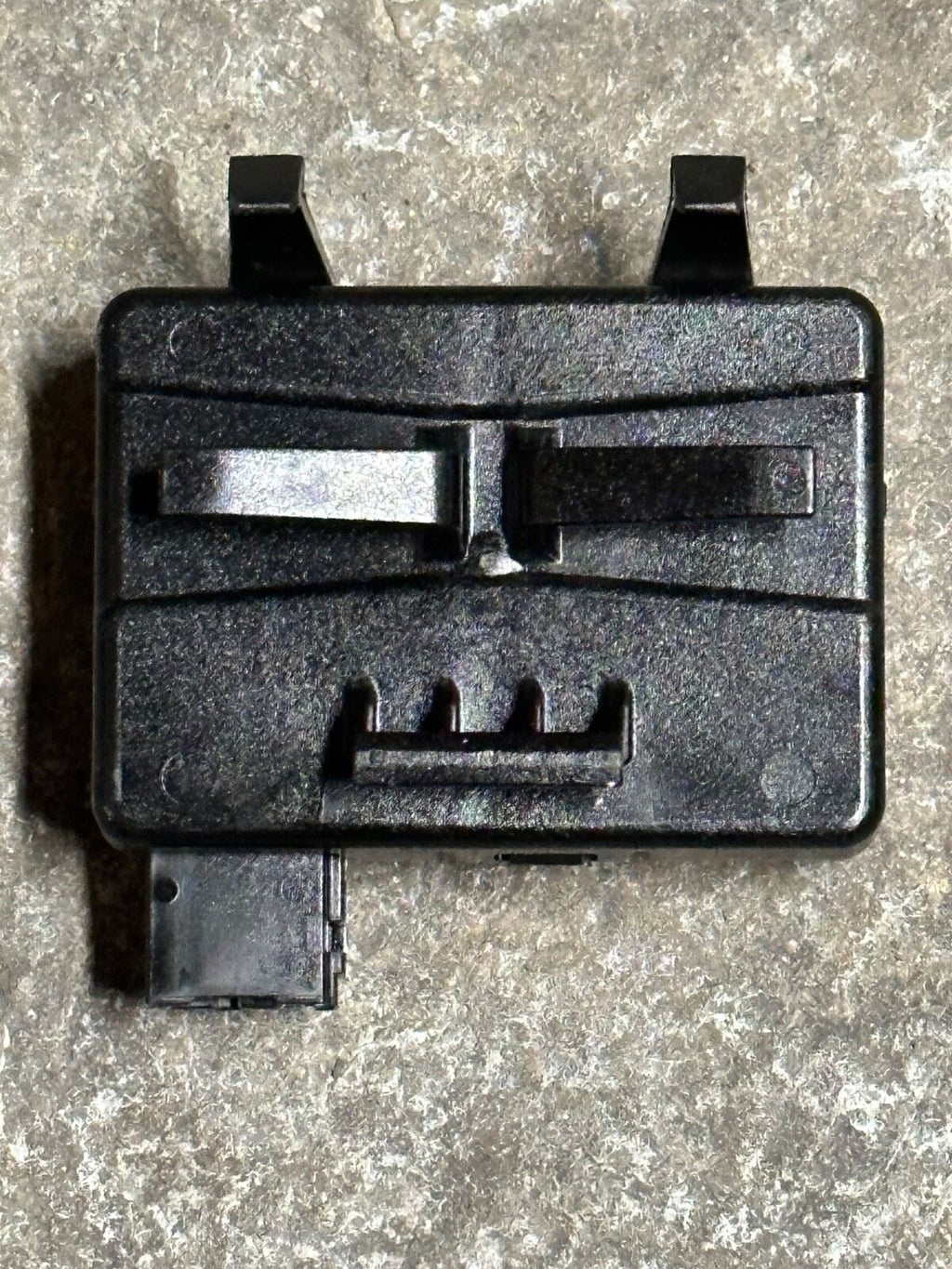NEW OEM GM Keyless Entry System Receiver 13523281 Chevy GMC Cadillac Buick 16-24