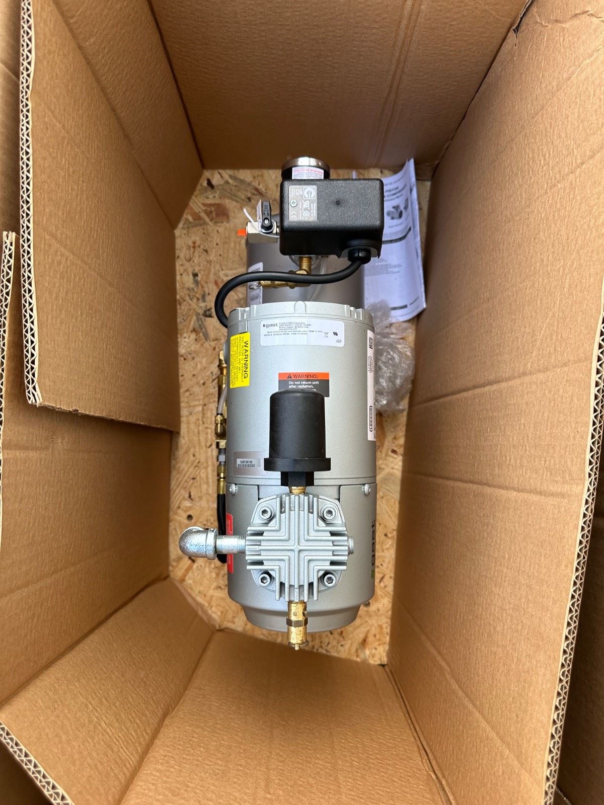 Gast 1HAB-11T-M100X Piston Air Compressor | 1/6 HP, 2 Gallon Tank, 115V
