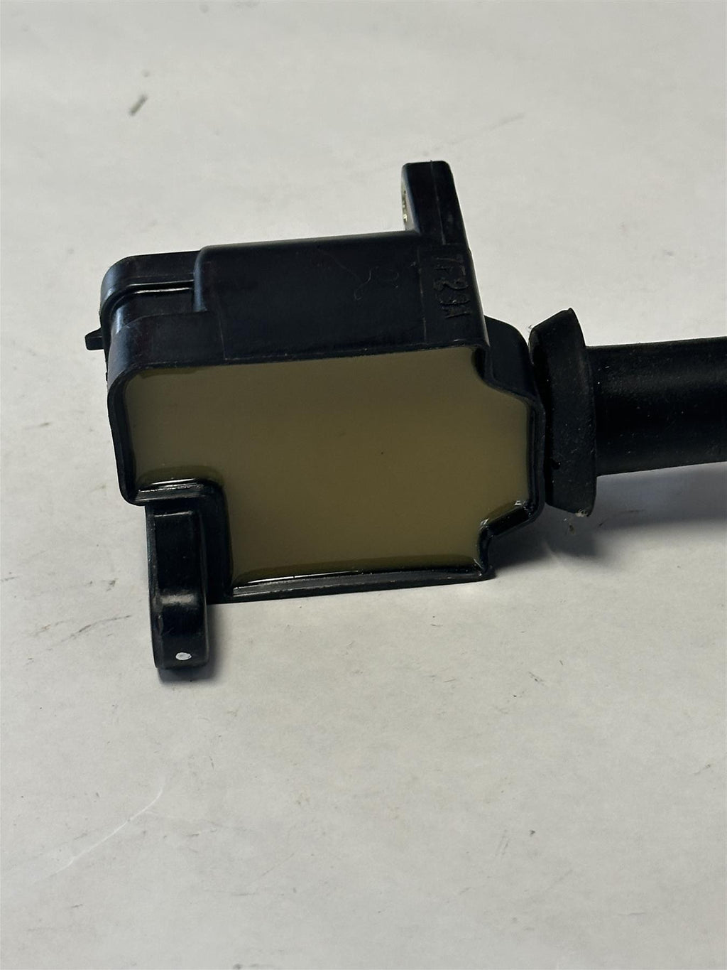 Genuine GM Ignition Coil 96298523 Fits Chevrolet Epica Suzuki Verona 2.5L L6 OEM