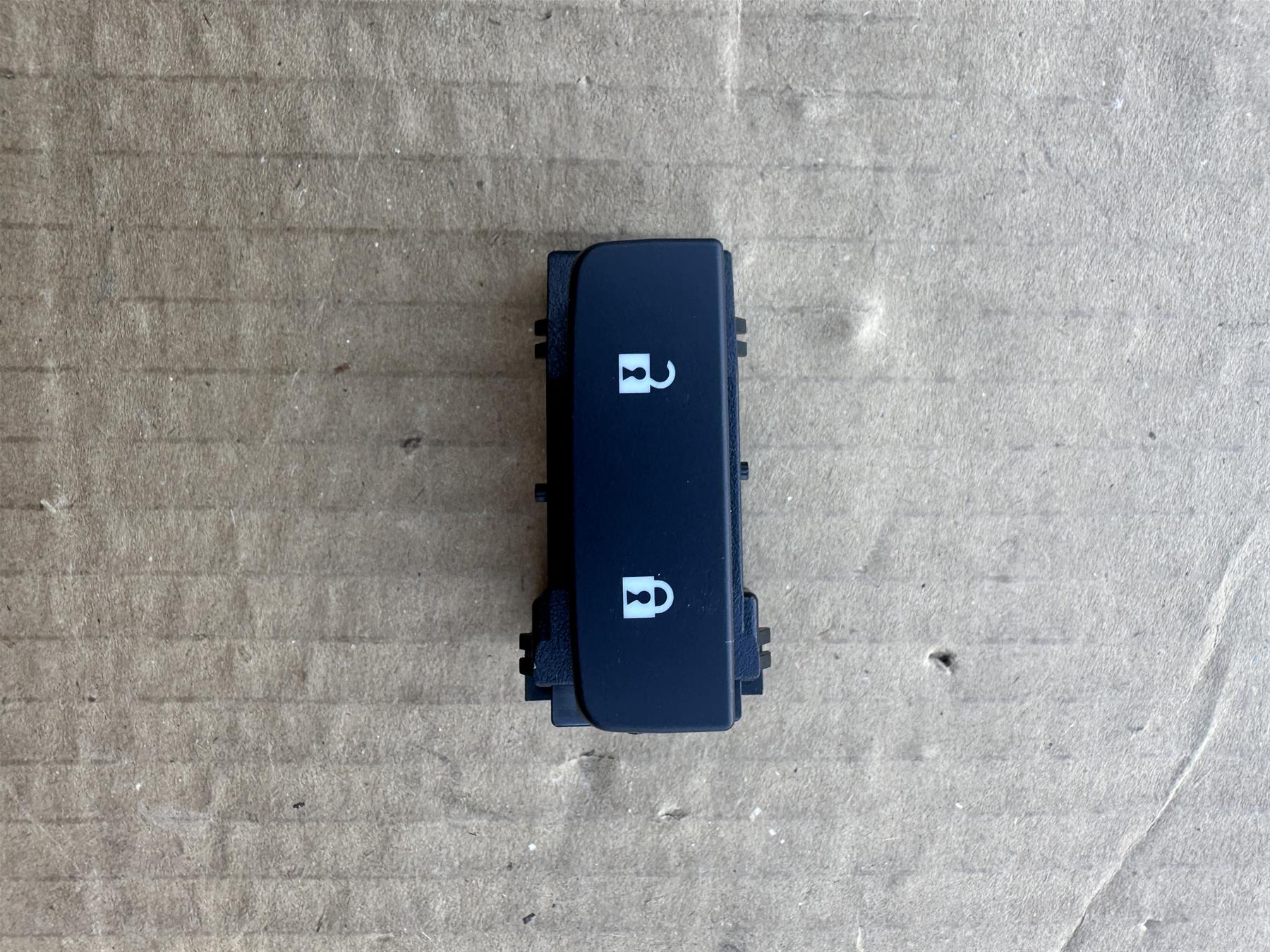 Genuine GM 15804093 Driver Door Lock Switch Ebony OEM