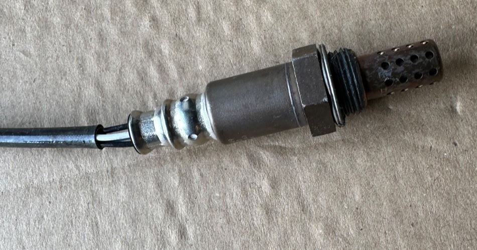 Genuine GM Heated Oxygen Sensor 12589549 | OEM O2 Sensor for Chevrolet & GMC