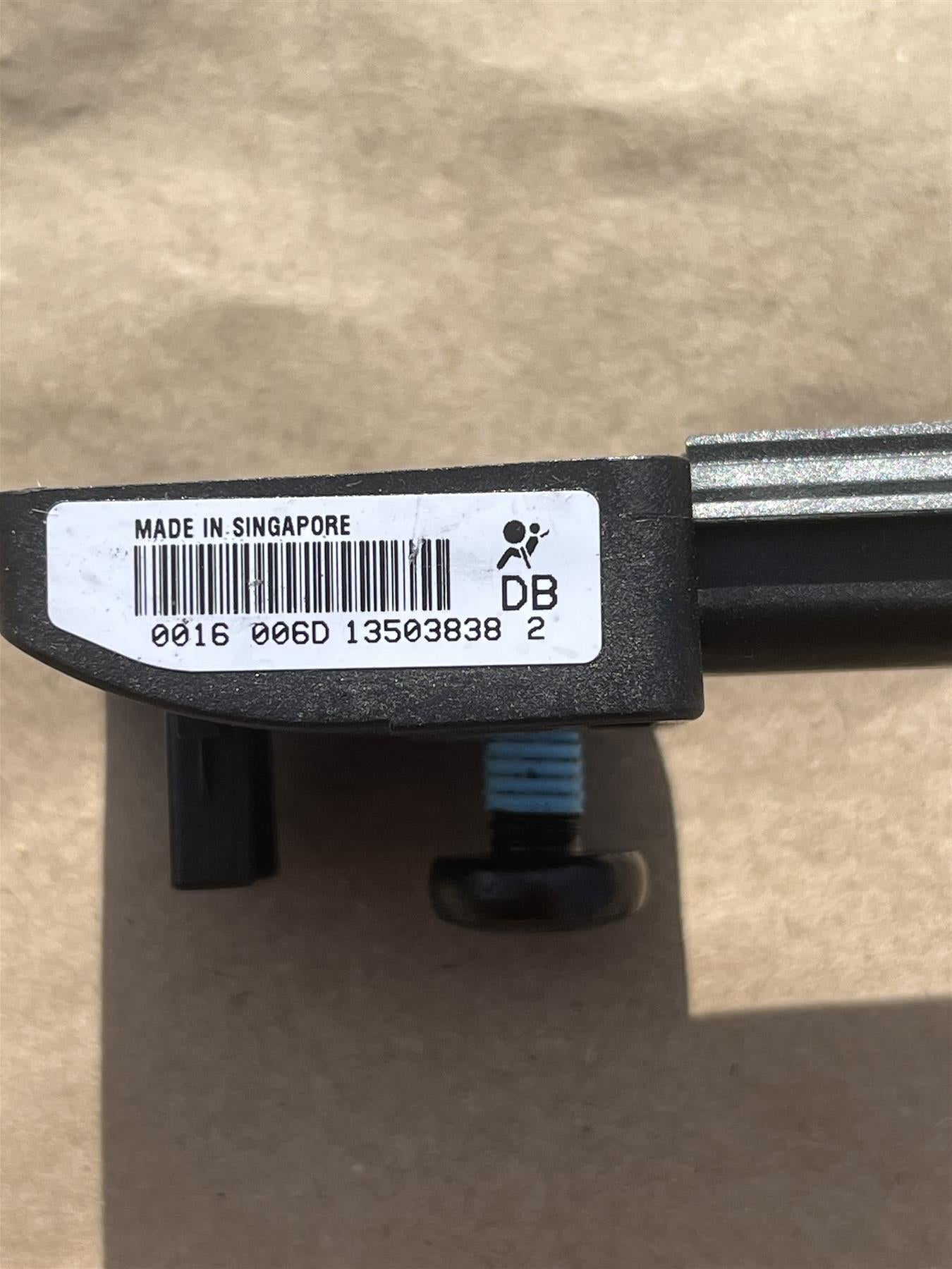 Genuine GM Airbag Impact Sensor 13503838 - OEM SRS Collision Sensor