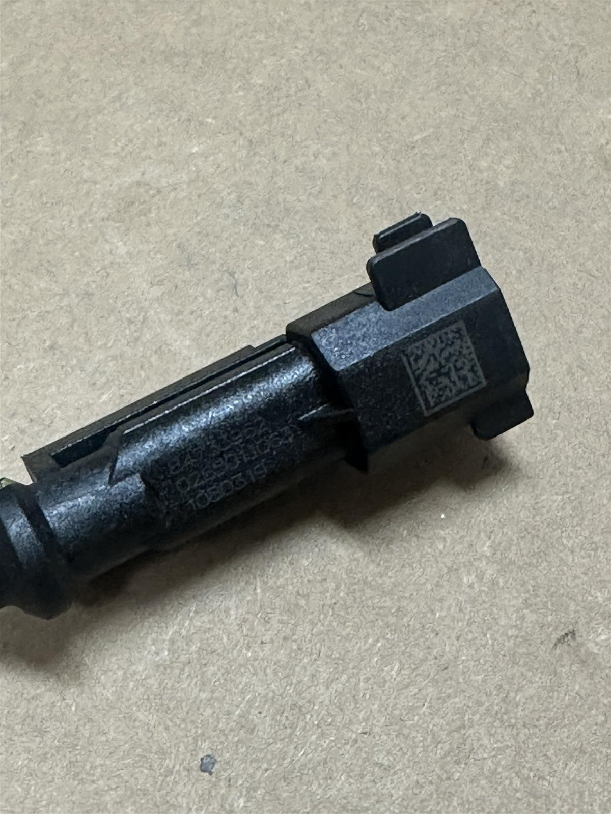 GM 84733962 Front Brake Pad Wear Sensor for Cadillac CT5 Camaro