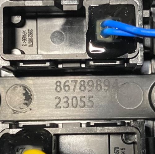 OEM | Handle gate latch fits in 2019-2022 Sierra GM 86789894