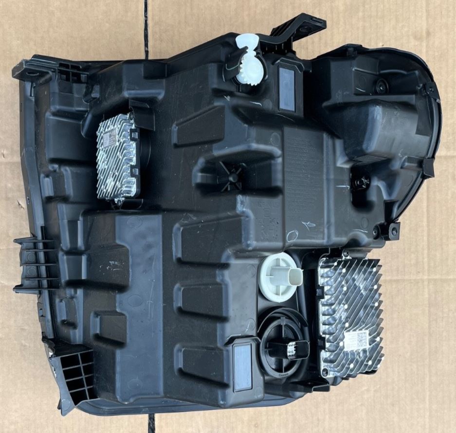 OEM | LED Headlamp Right Passenger Side For GMC Sierra 2500, 3500 Pro, SLE Black