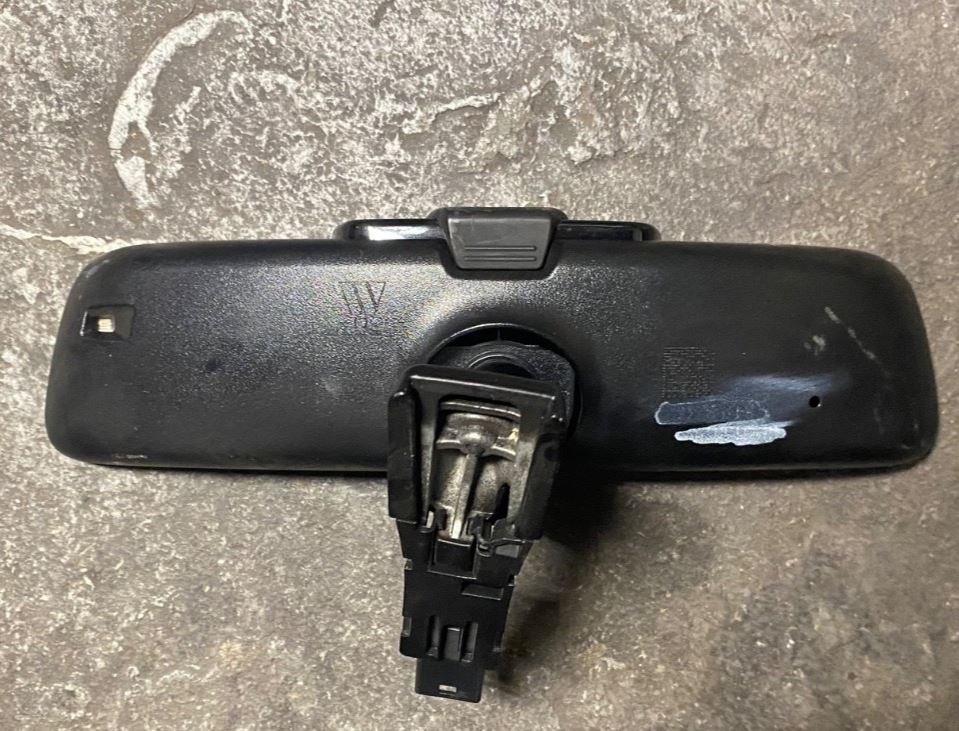 OEM | Rear View Mirror and Garage Door Transmitter GM 84350237