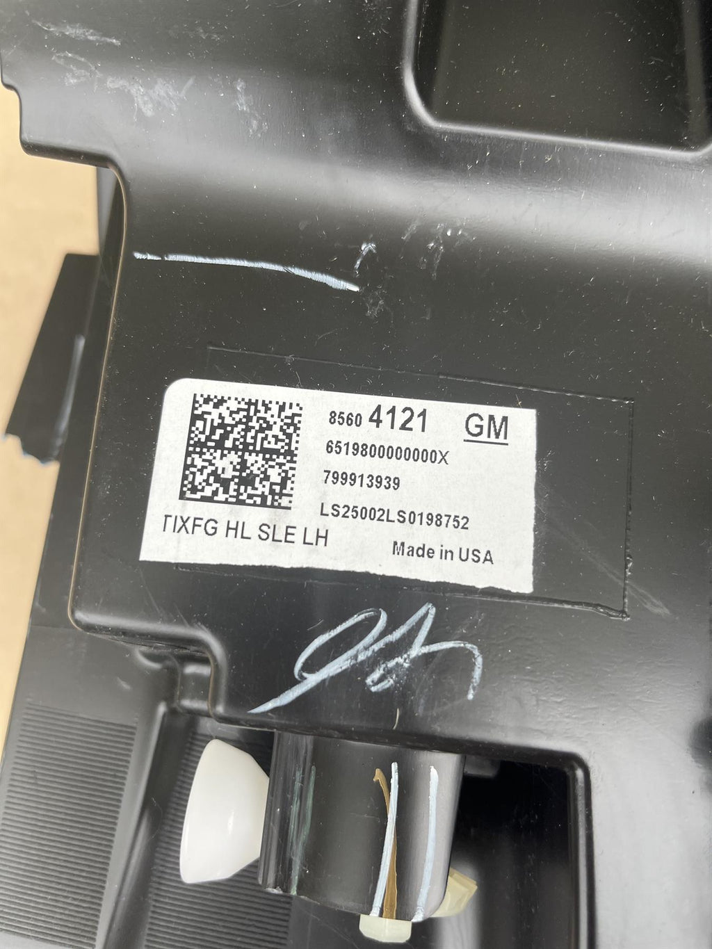 OEM GM 85806490 LH Headlight Assembly Sierra 1500 Driver Side