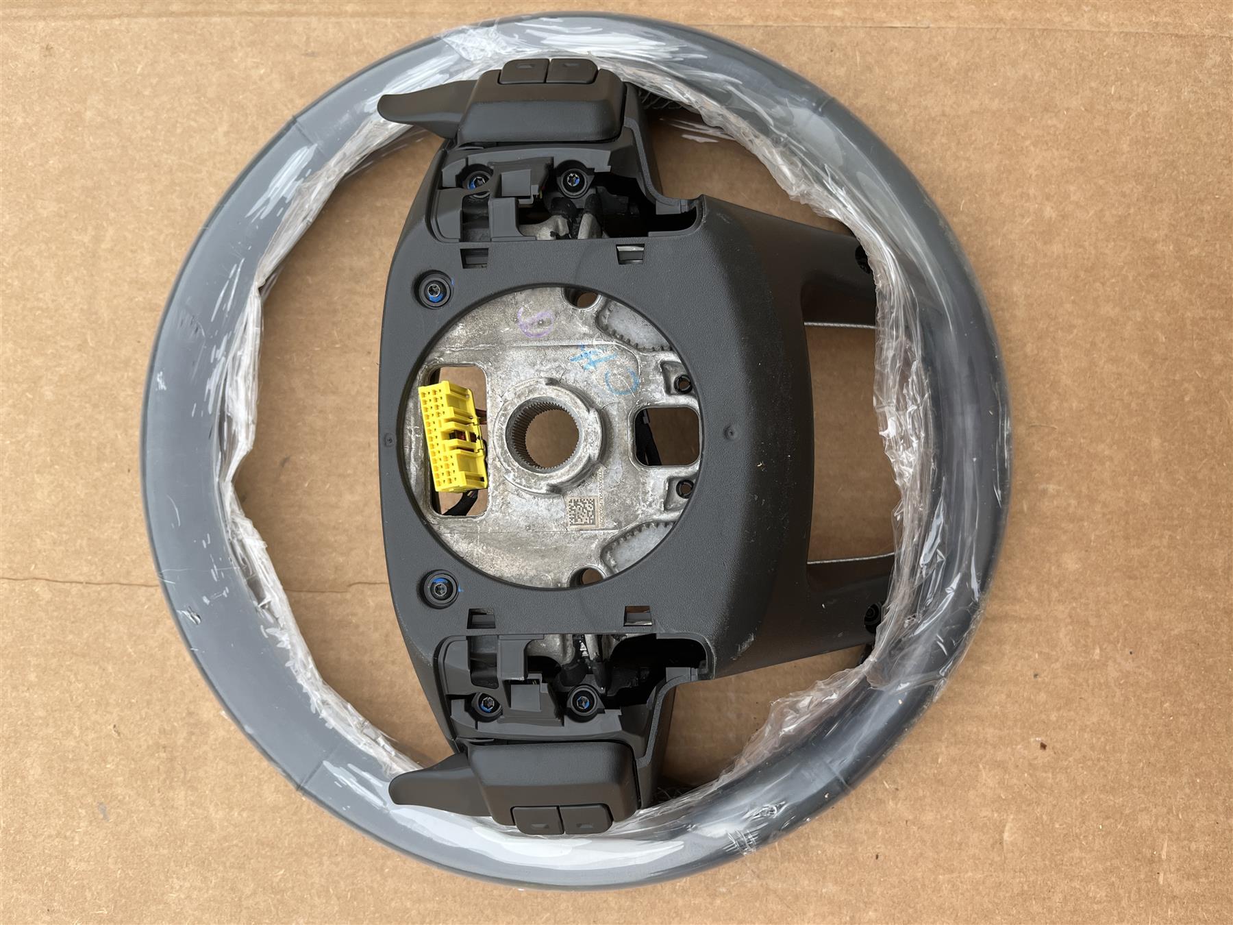 GM 85776560 Jet Black Steering Wheel for 2023-2024 Silverado Sierra